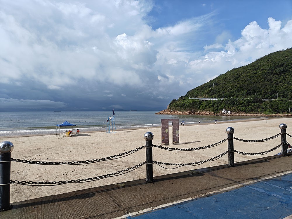 “溪涌之行，6月風(fēng)雨擋不住激埃特的熱情”/